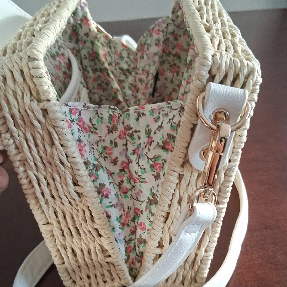 Chic White and Tan Crossbody Bag - Picture 10 of 11